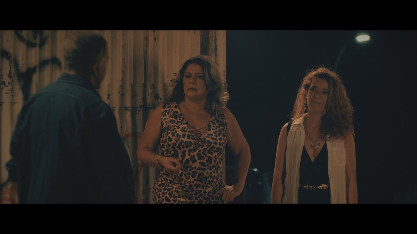 Liza Ormaechea y Claudia Favotti